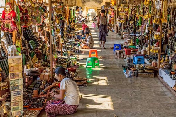 Bogyoke Market - Myanmar tour 7 days